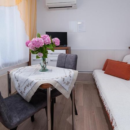 Apartments By The Sea Punat, Krk - 5351 Εξωτερικό φωτογραφία