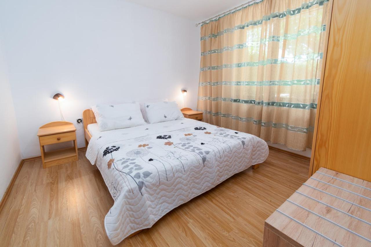 Apartments By The Sea Punat, Krk - 5351 Εξωτερικό φωτογραφία