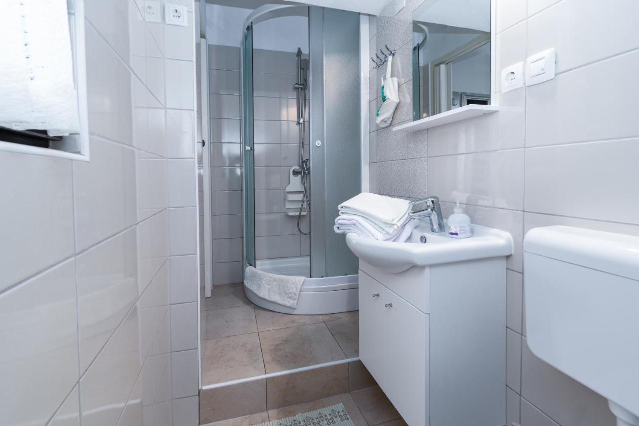 Apartments By The Sea Punat, Krk - 5351 Εξωτερικό φωτογραφία